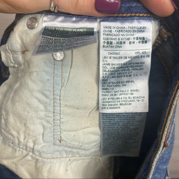 Levi’s 501 Cut Off Button Fly Denim Shorts Size 26 - Picture 6 of 8